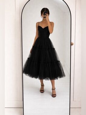 Brognano Tulle Midi Dress black Italian Luxury Wedding Guest Size 0